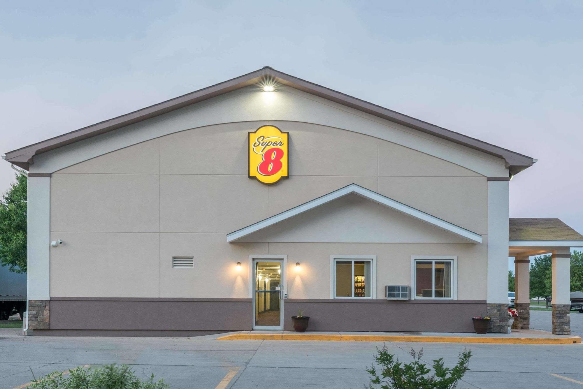 Super 8 By Wyndham Grand Forks Hotel Exterior foto