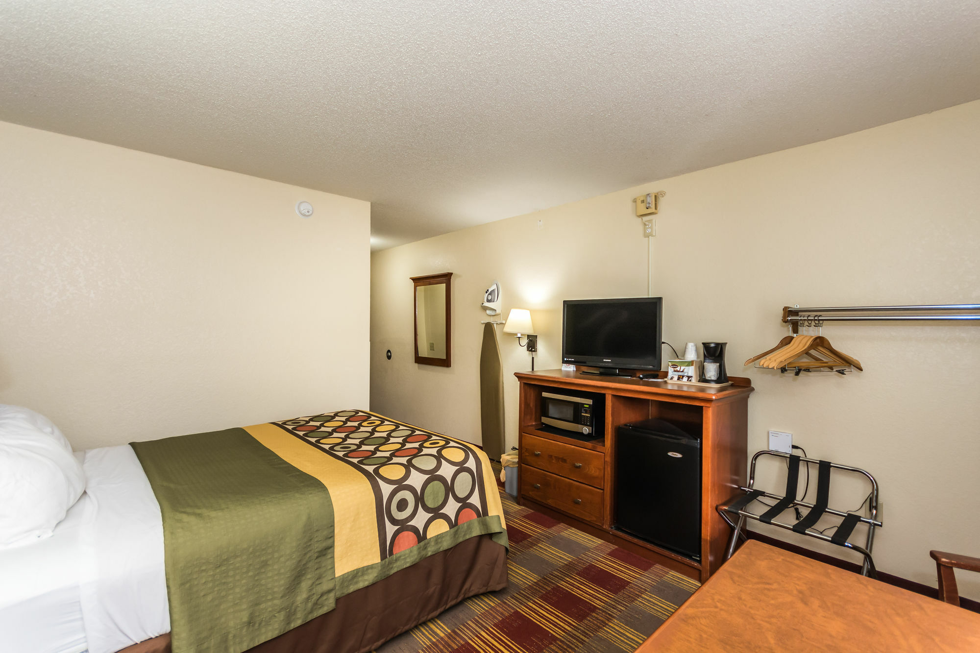 Super 8 By Wyndham Grand Forks Hotel Exterior foto